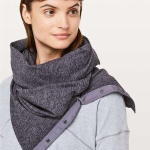 LuluLemon Vinyasa snap heathered purple scarf